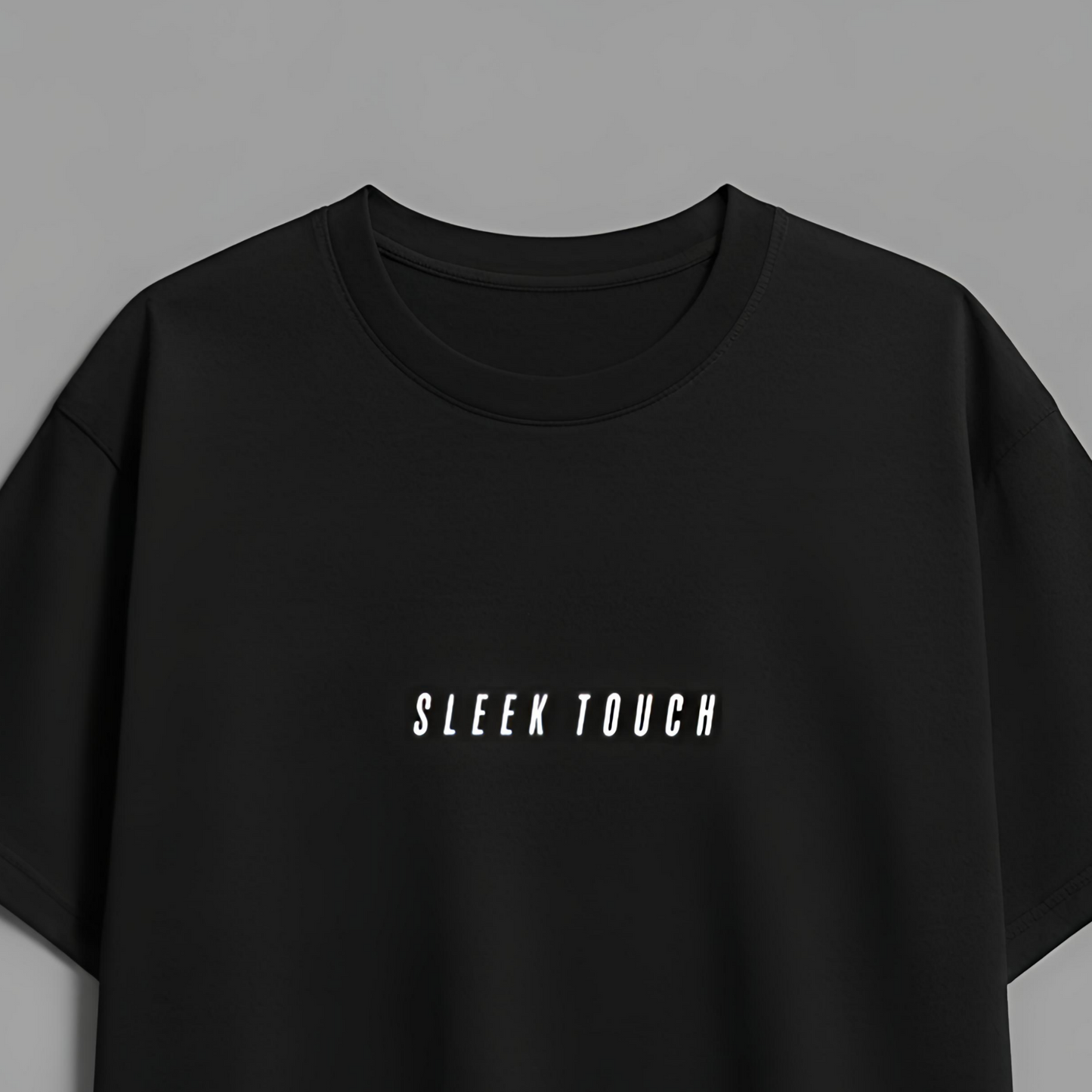 SLEEK TOUCH OVERSIZED TEE – BLACK
