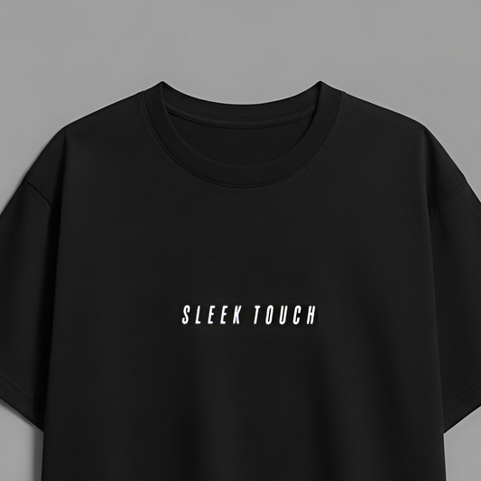 SLEEK TOUCH OVERSIZED TEE – BLACK